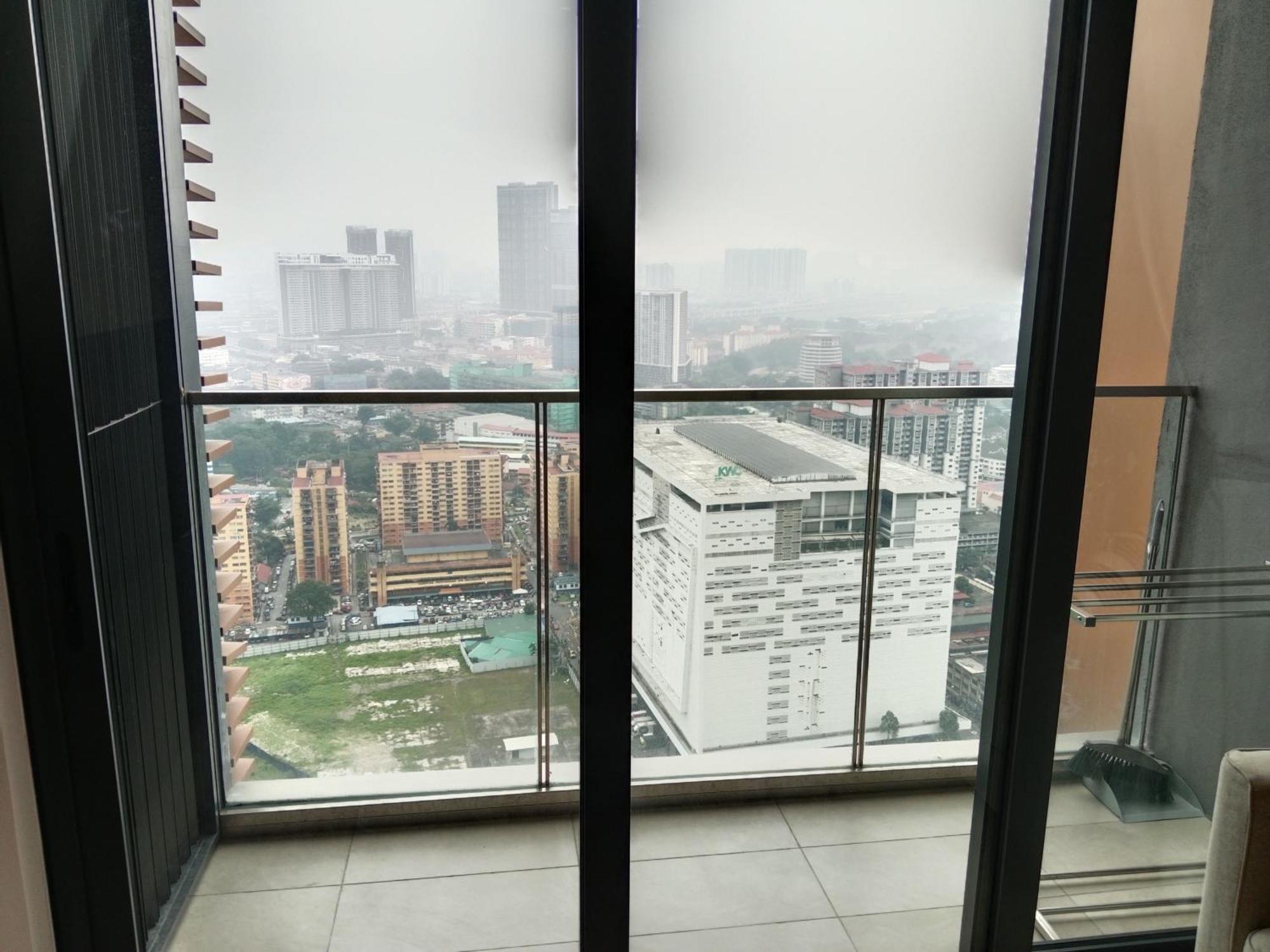 Lucentia By Eas Maju Apartment