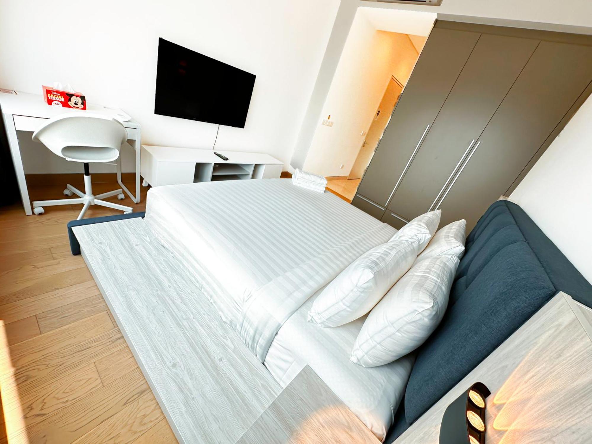 Lucentia By Eas Maju Apartment