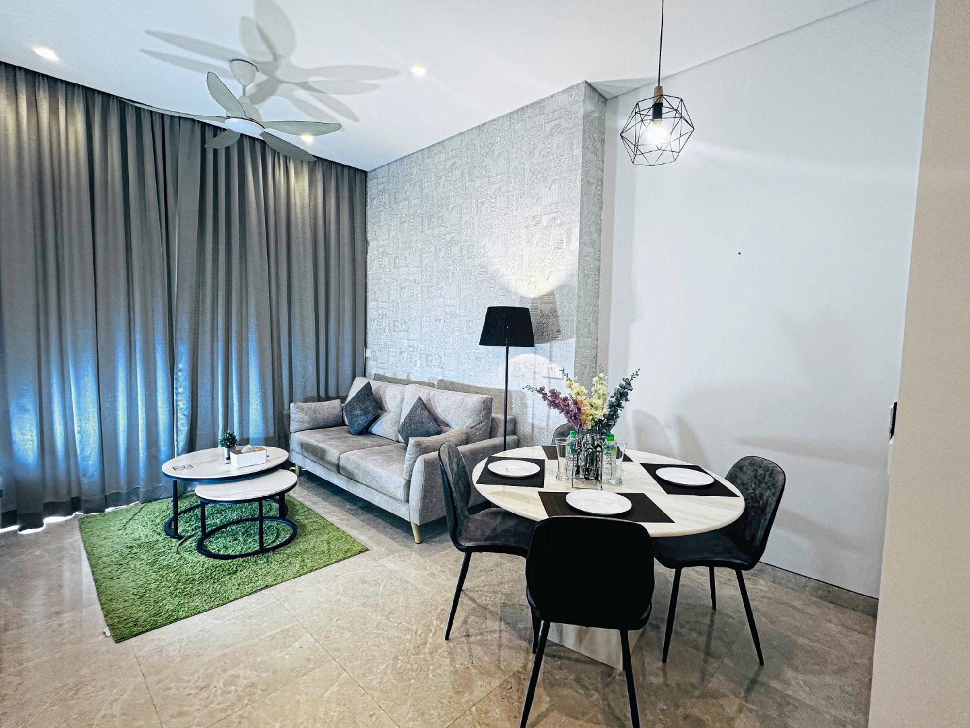 Apartment Lucentia By Eas Maju