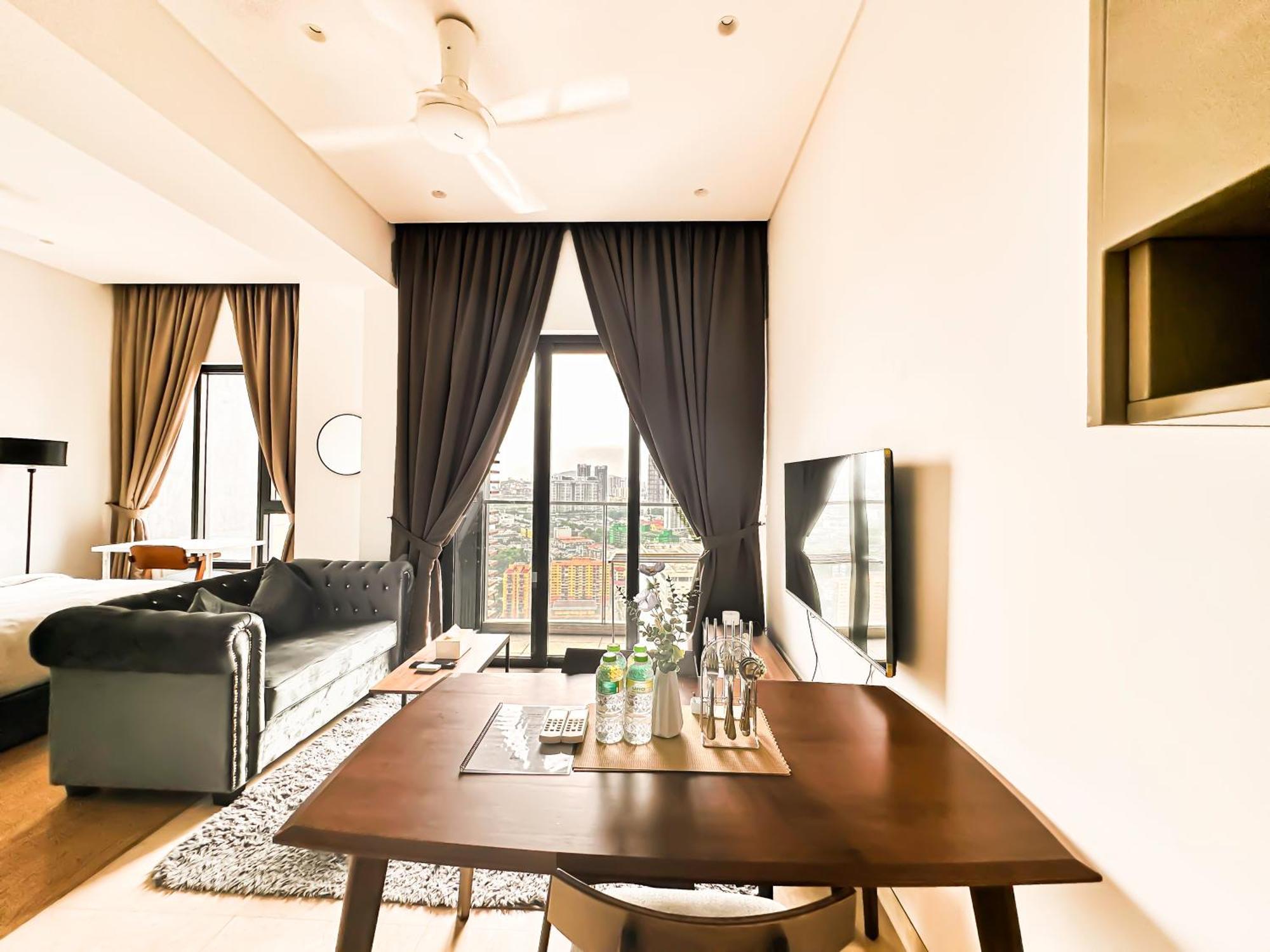 Lucentia By Eas Maju Apartment *
