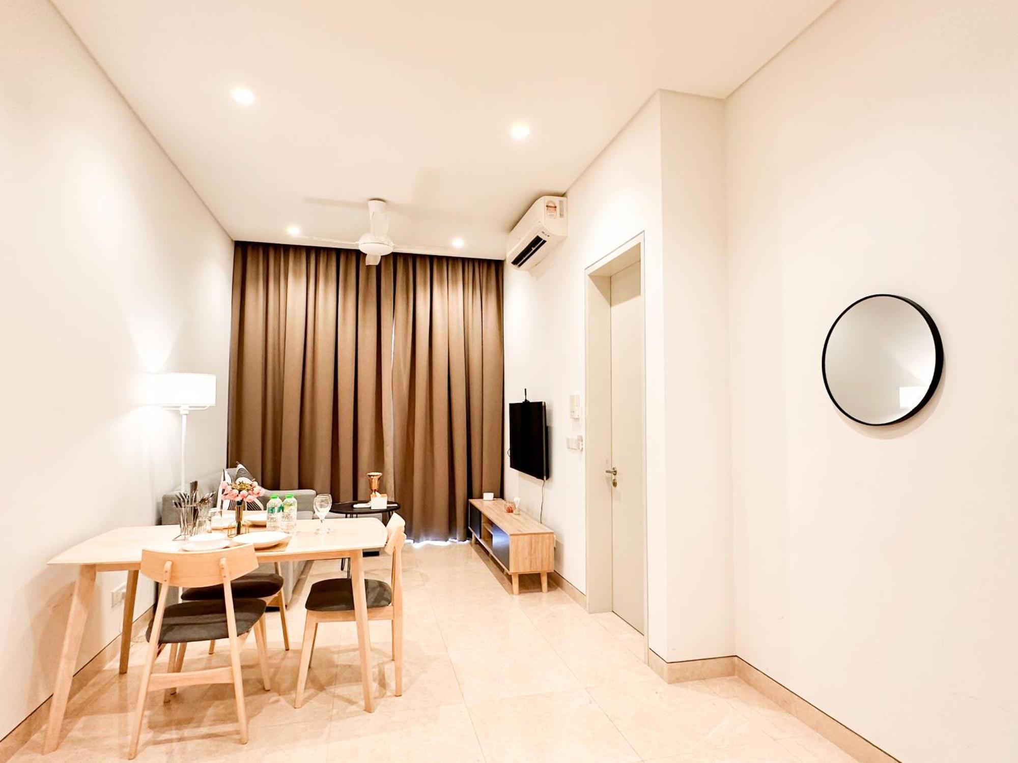 Apartment Lucentia By Eas Maju